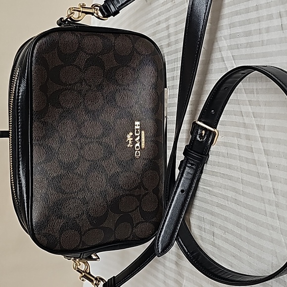 Coach Handbags - COACH JES CROSSBODY BAG BFPM-07-269